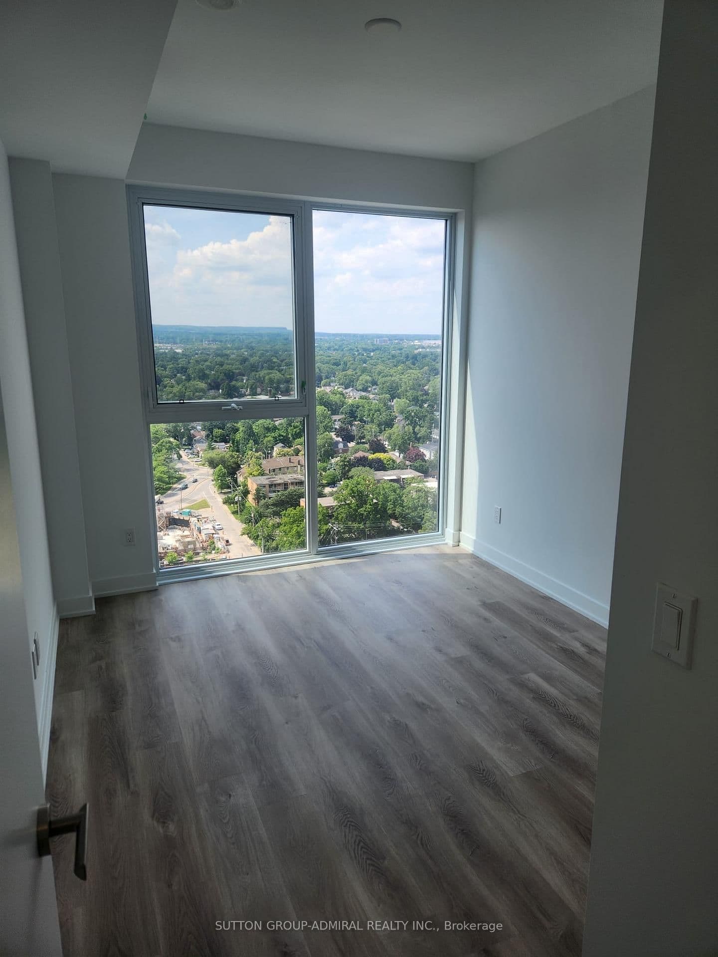 370 Martha Street, Unit 2308 thumbnail 6