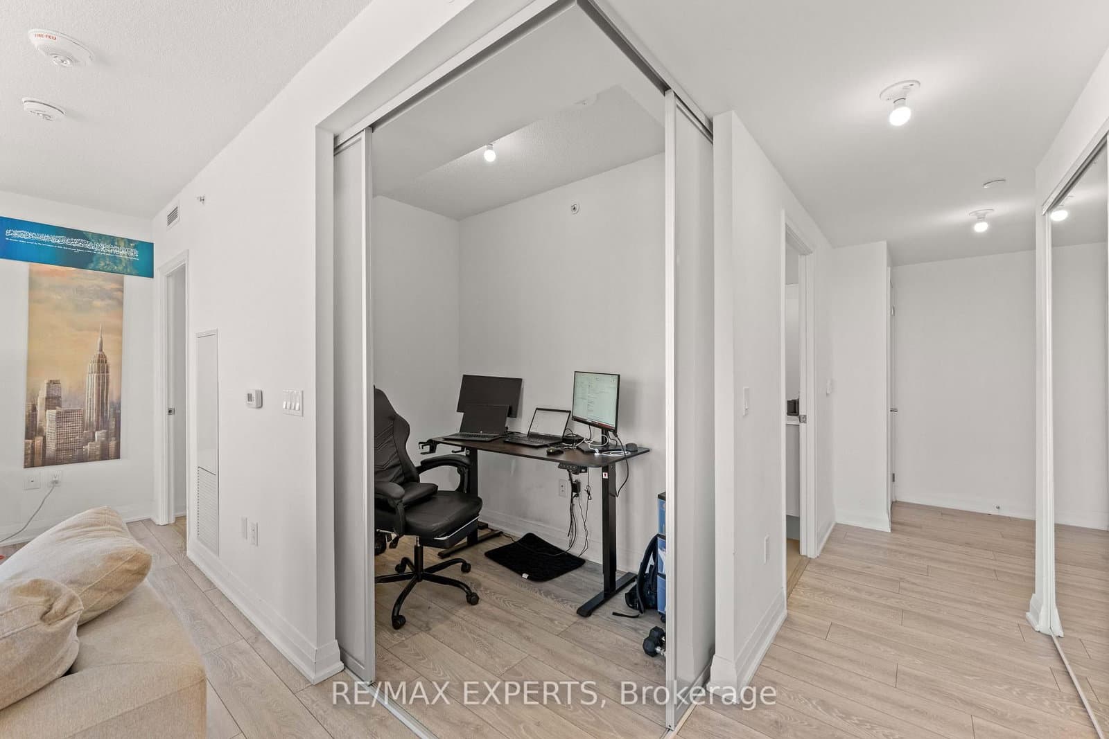 30 Gibbs Road, Unit 1902 thumbnail 24