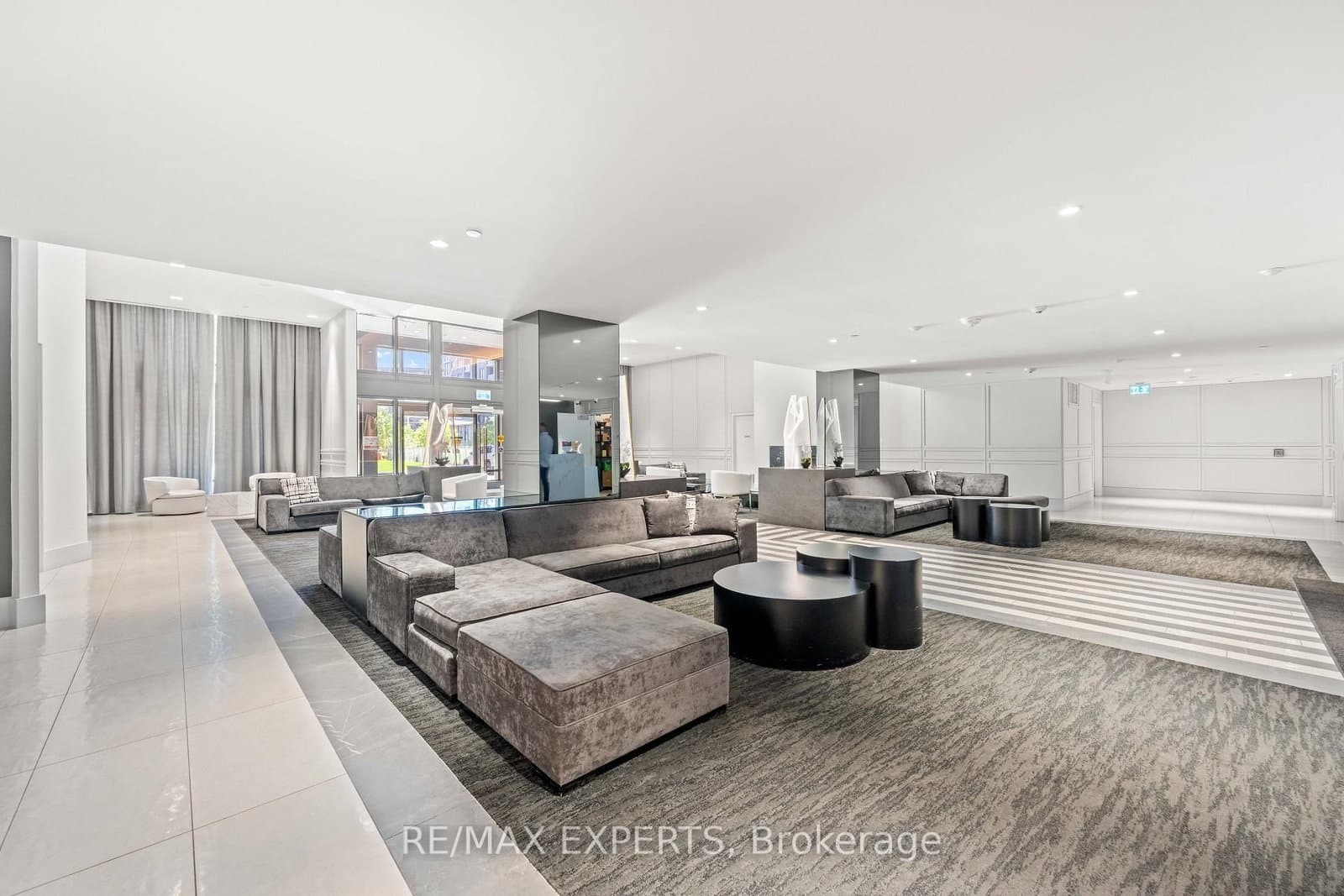 30 Gibbs Road, Unit 1902 thumbnail 4