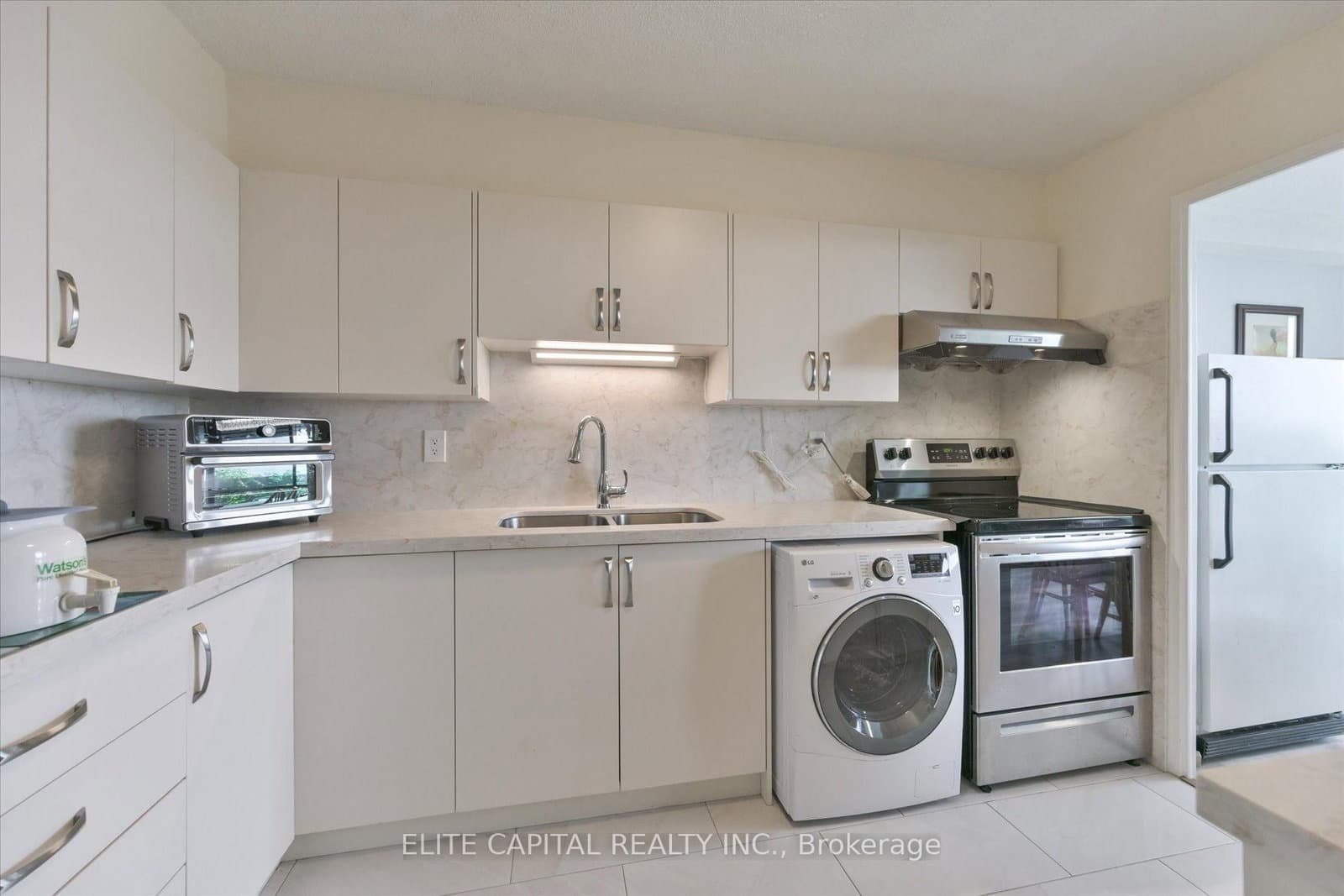 11 Wincott Drive, Unit #1710 thumbnail 17