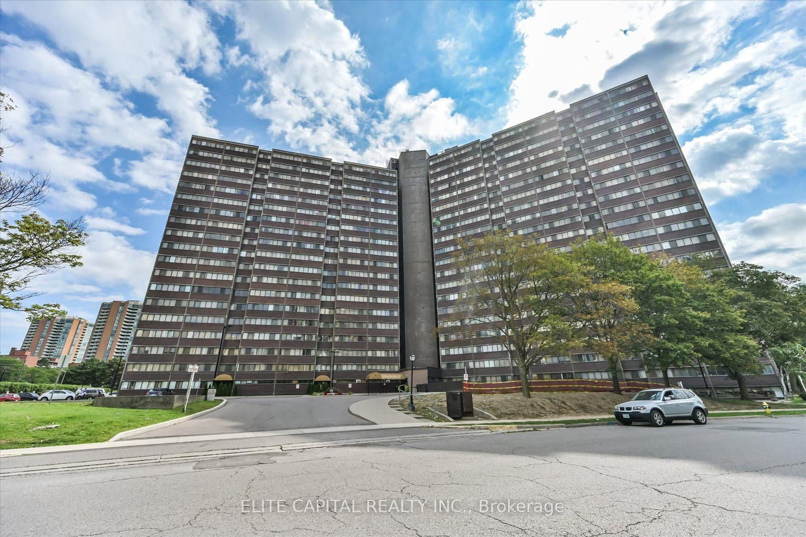 11 Wincott Drive, Unit #1710 thumbnail 30