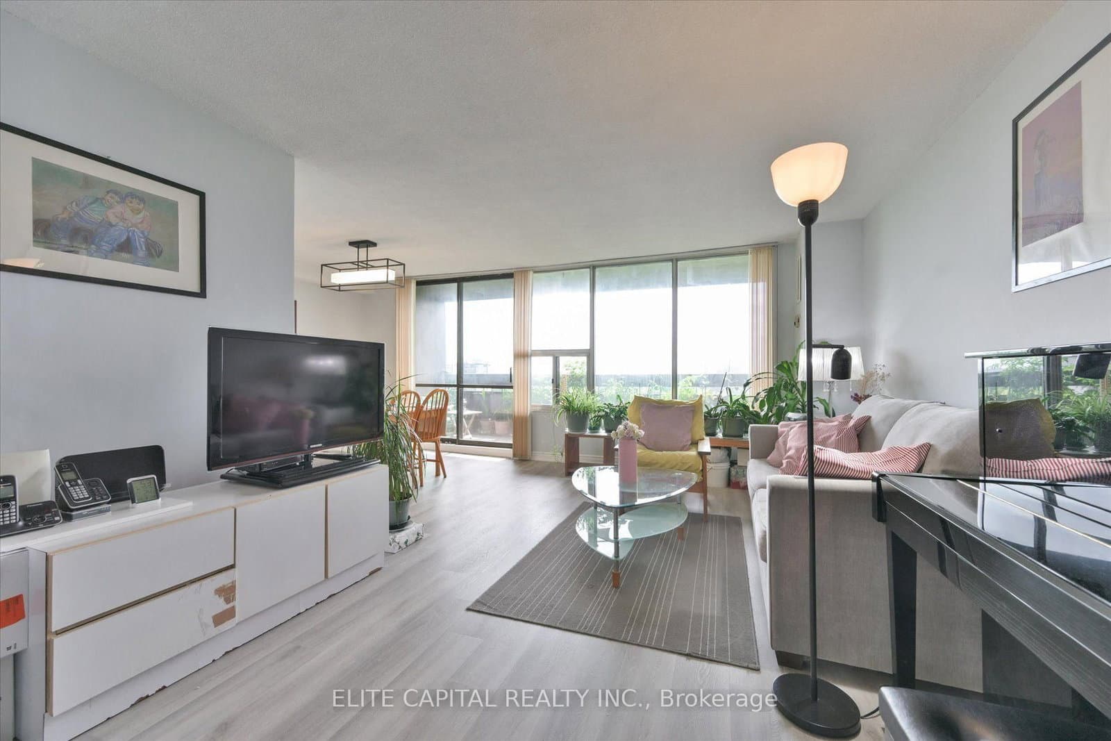 11 Wincott Drive, Unit #1710 thumbnail 9