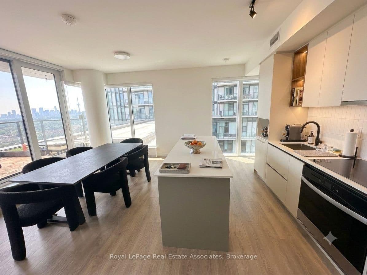 1285 Dupont Street, Unit 1309 thumbnail 5