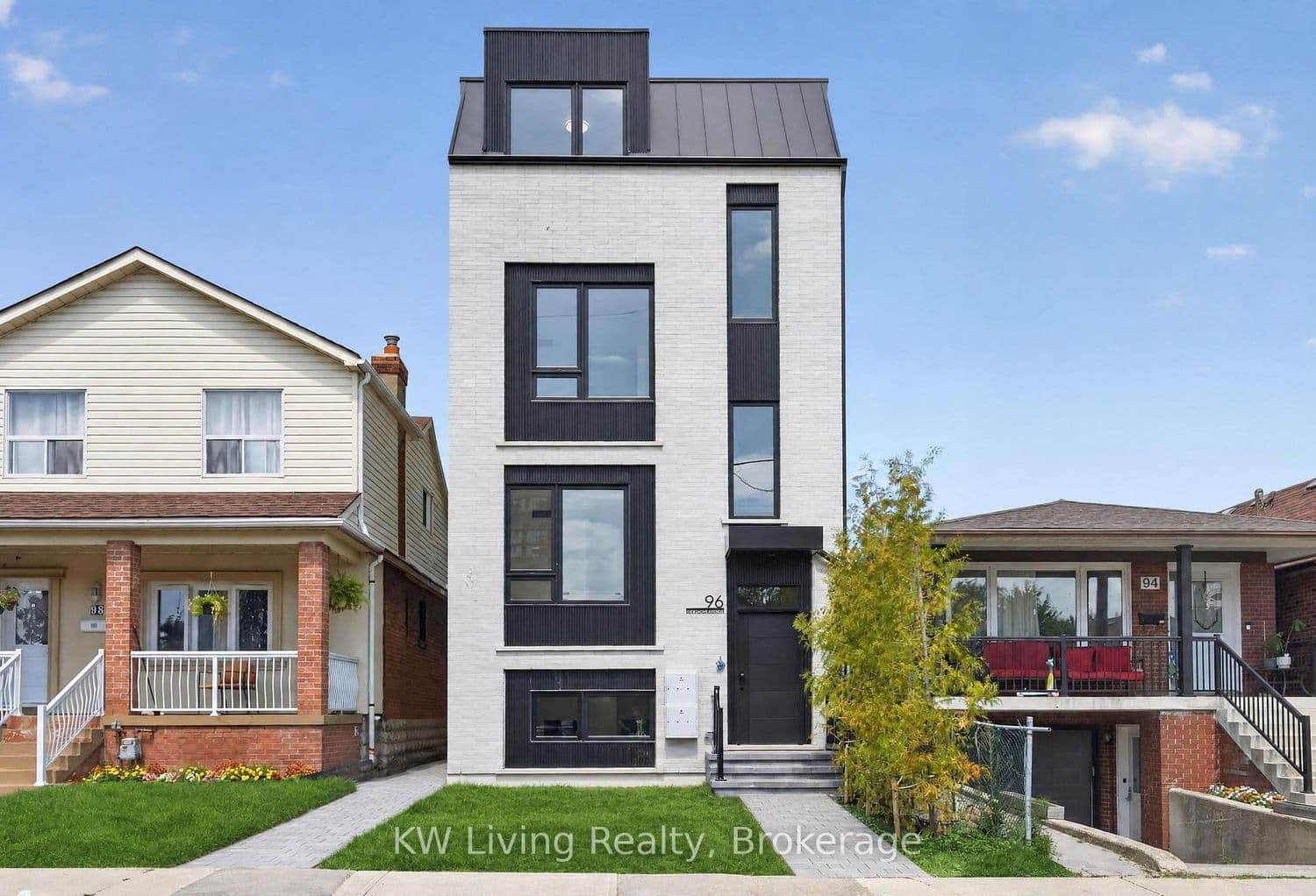 96 Belgravia Avenue - Image 1