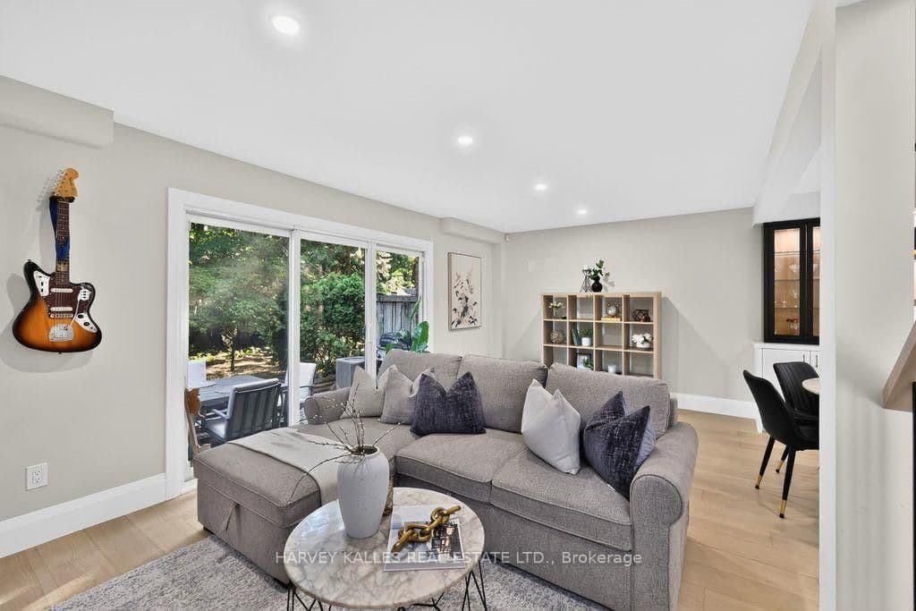 1160 Walden Circle, Unit 1 thumbnail 15