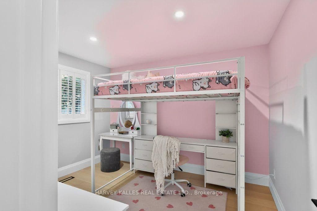 1160 Walden Circle, Unit 1 thumbnail 25