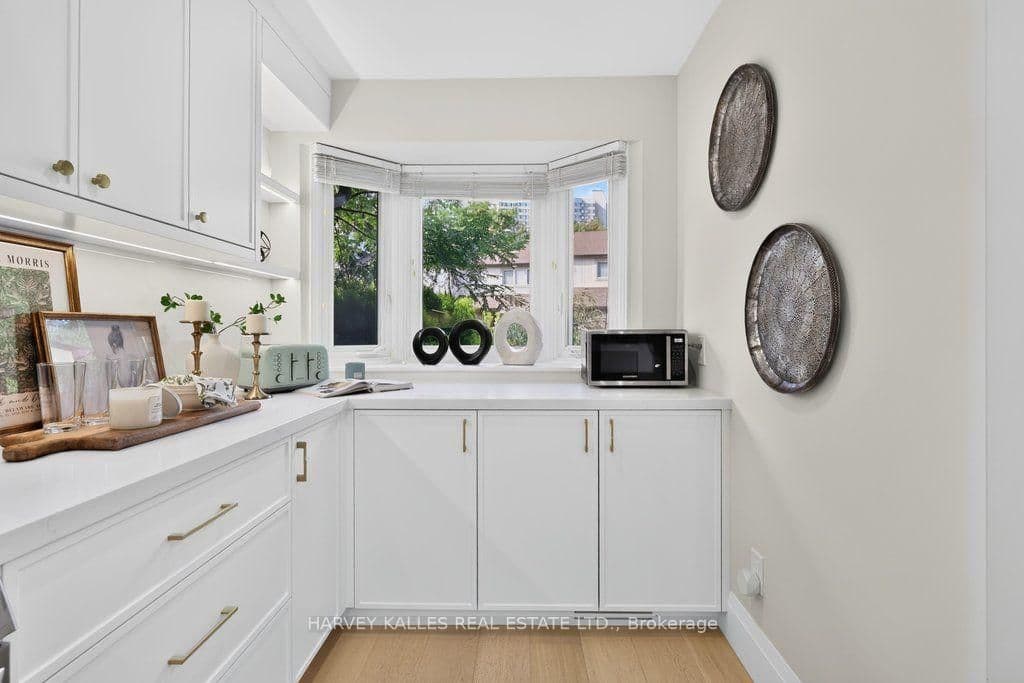 1160 Walden Circle, Unit 1 thumbnail 7