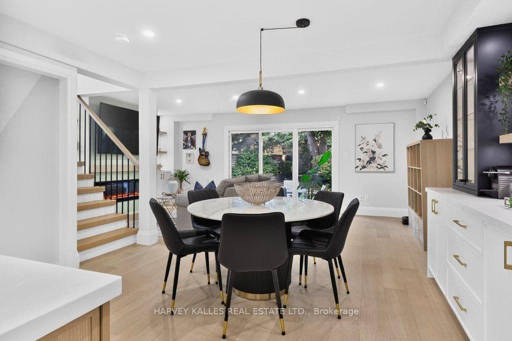 1160 Walden Circle, Unit 1 thumbnail 9
