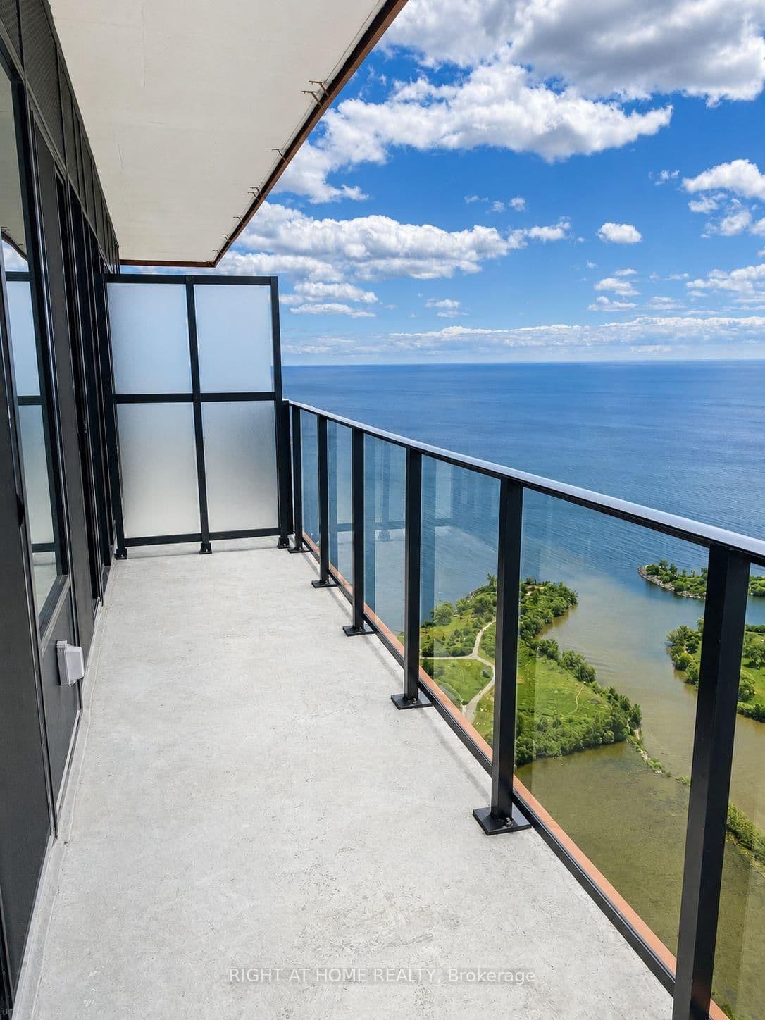 30 Shore Breeze Drive, Unit 6108 thumbnail 11
