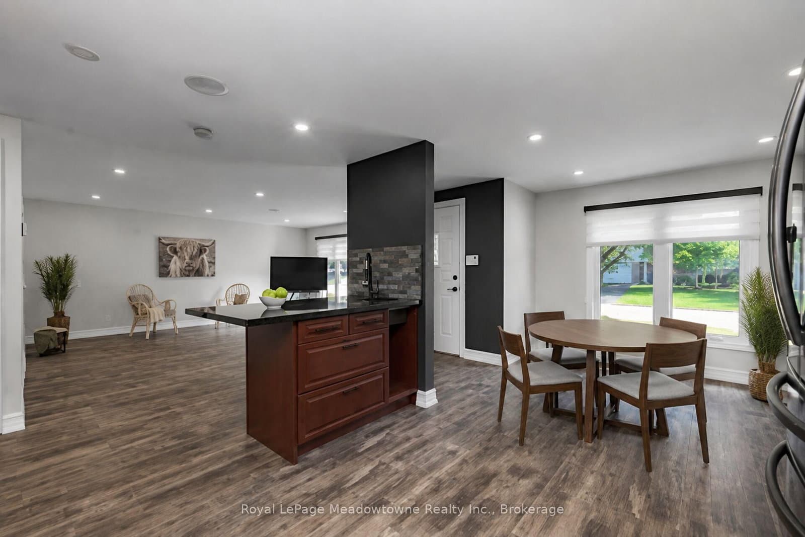 96 Macdonald Crescent thumbnail 11