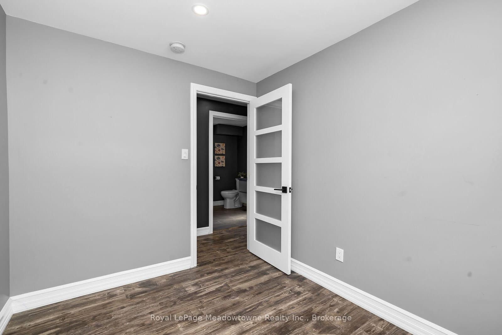 96 Macdonald Crescent thumbnail 18