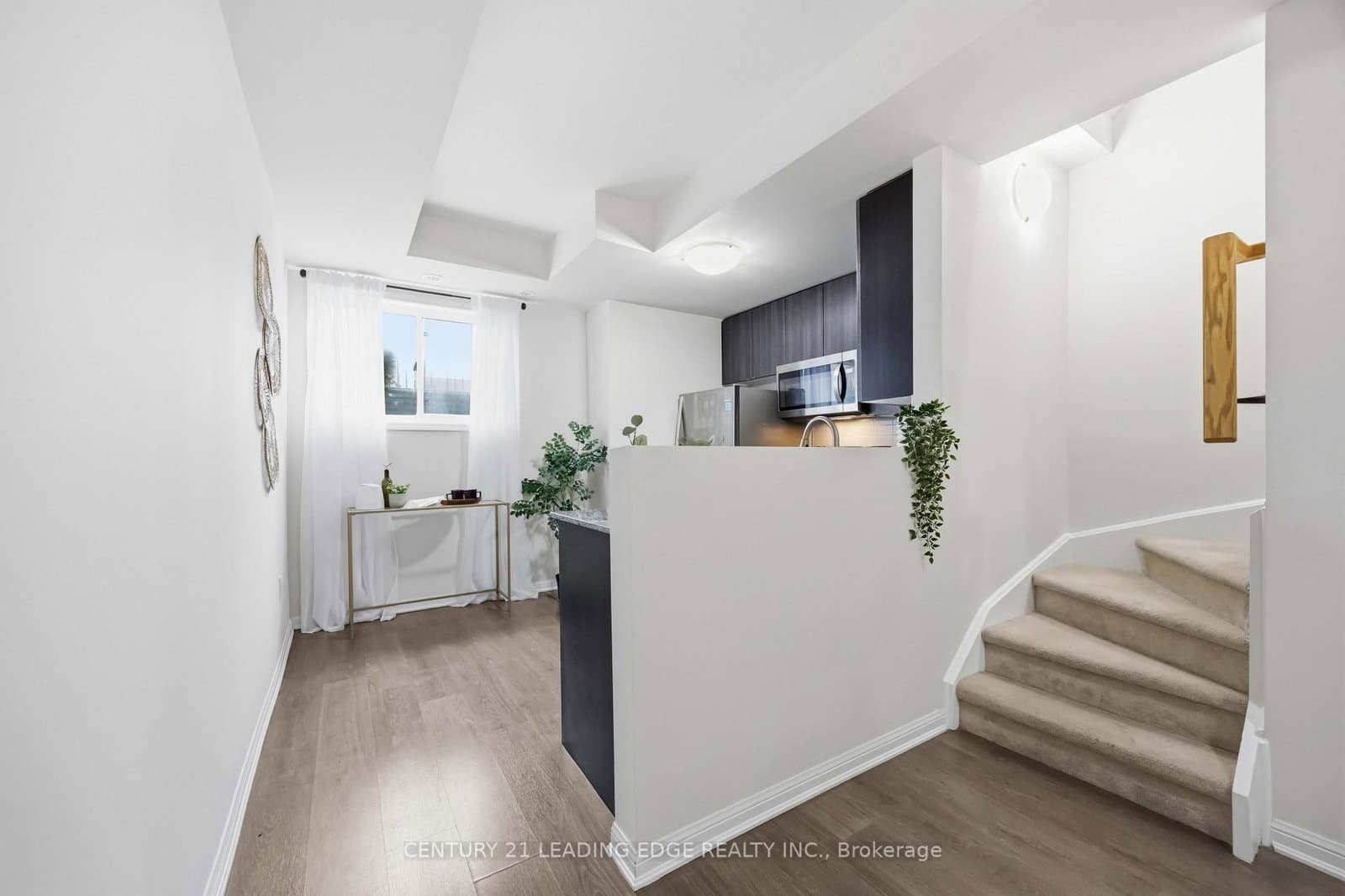380 Hopewell Avenue, Unit 121 thumbnail 21
