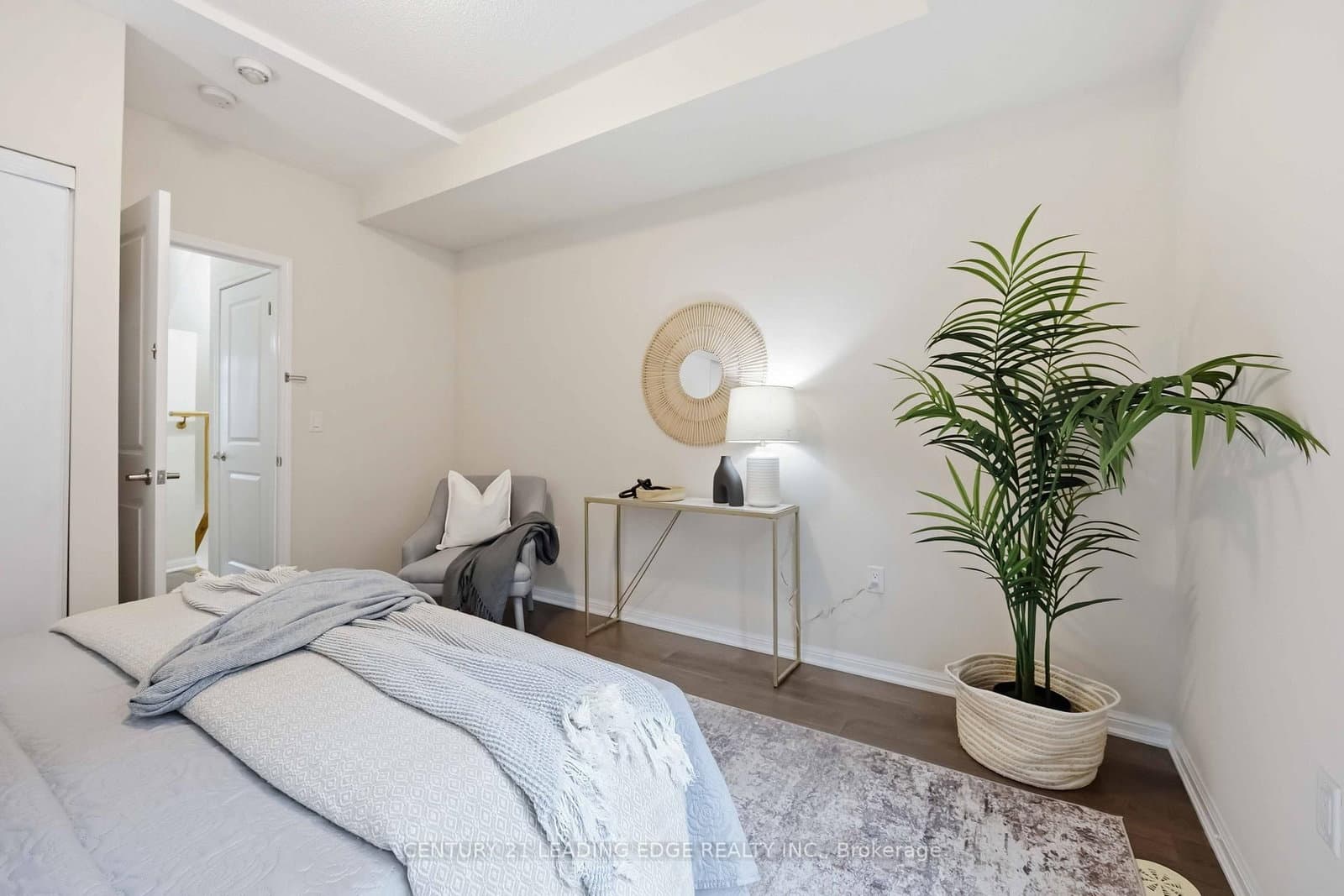 380 Hopewell Avenue, Unit 121 thumbnail 26