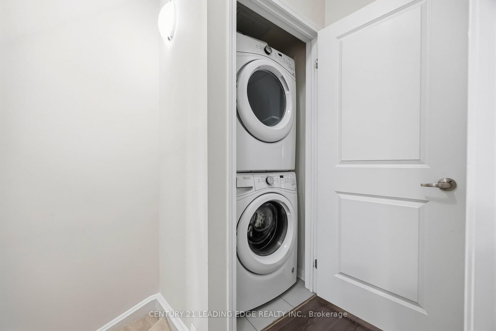 380 Hopewell Avenue, Unit 121 thumbnail 29