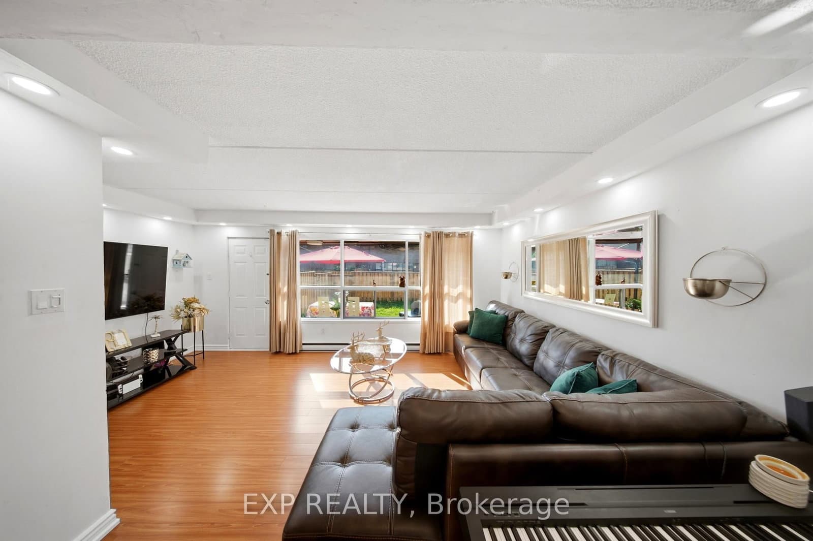 180 Mississauga Valley Boulevard, Unit 201 thumbnail 13