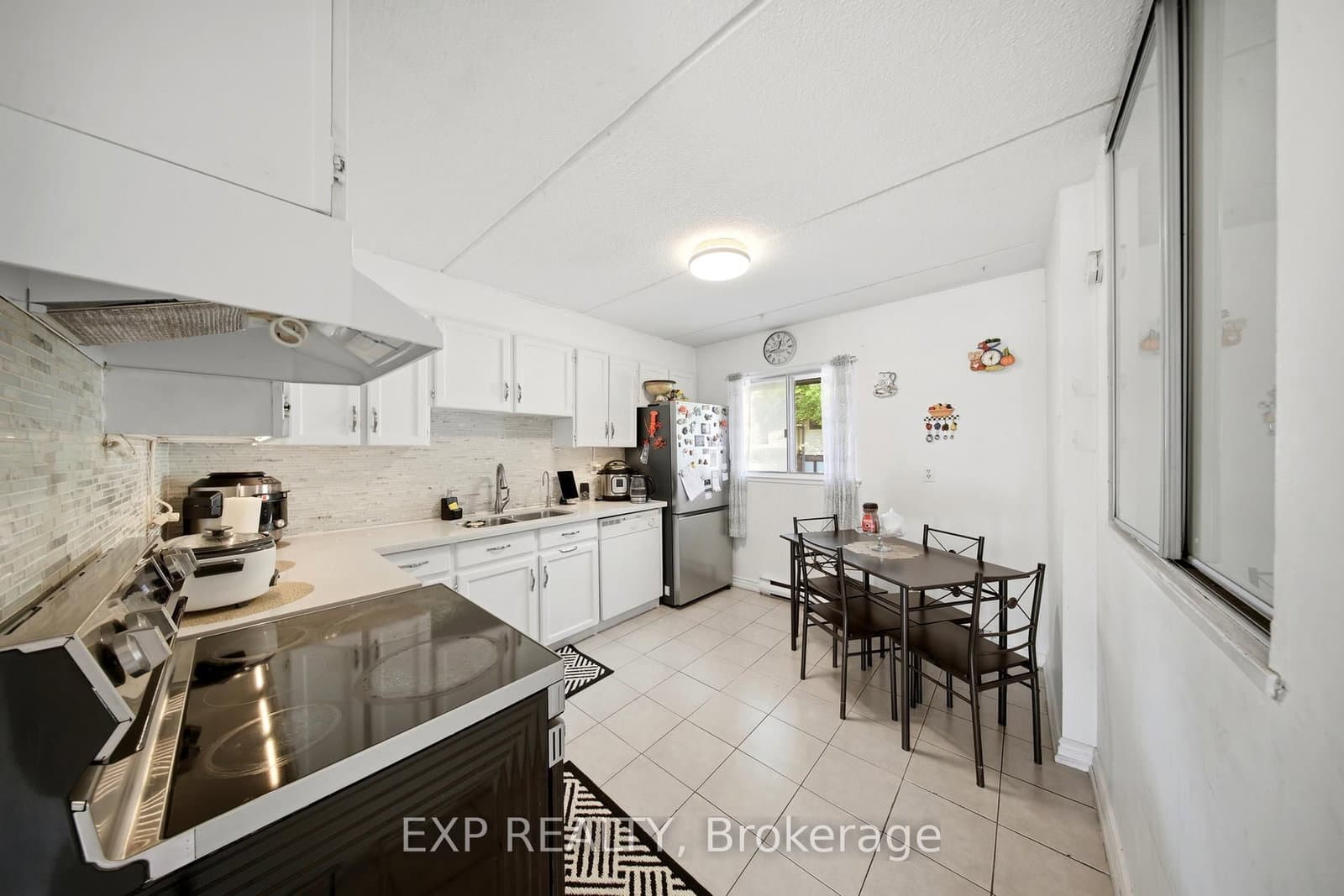180 Mississauga Valley Boulevard, Unit 201 thumbnail 17