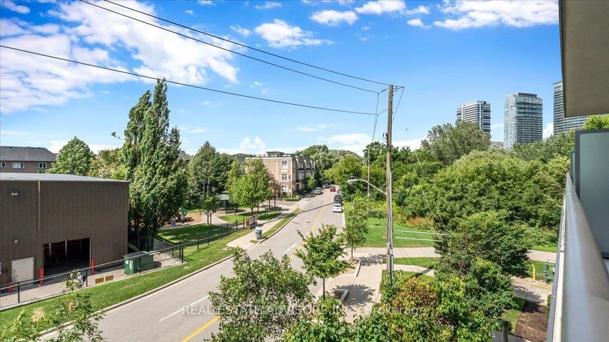 15 Legion Road, Unit 204 thumbnail 18