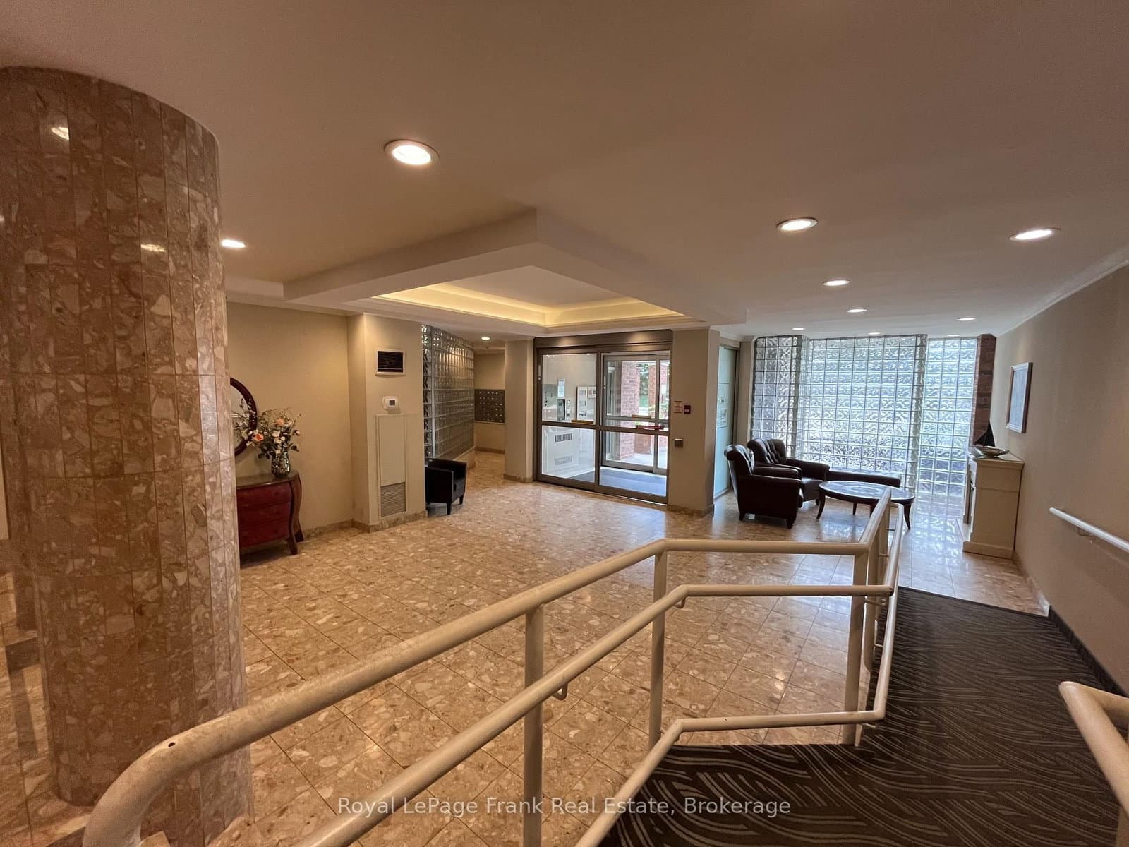 1110 Walden Circle, Unit 102 thumbnail 10