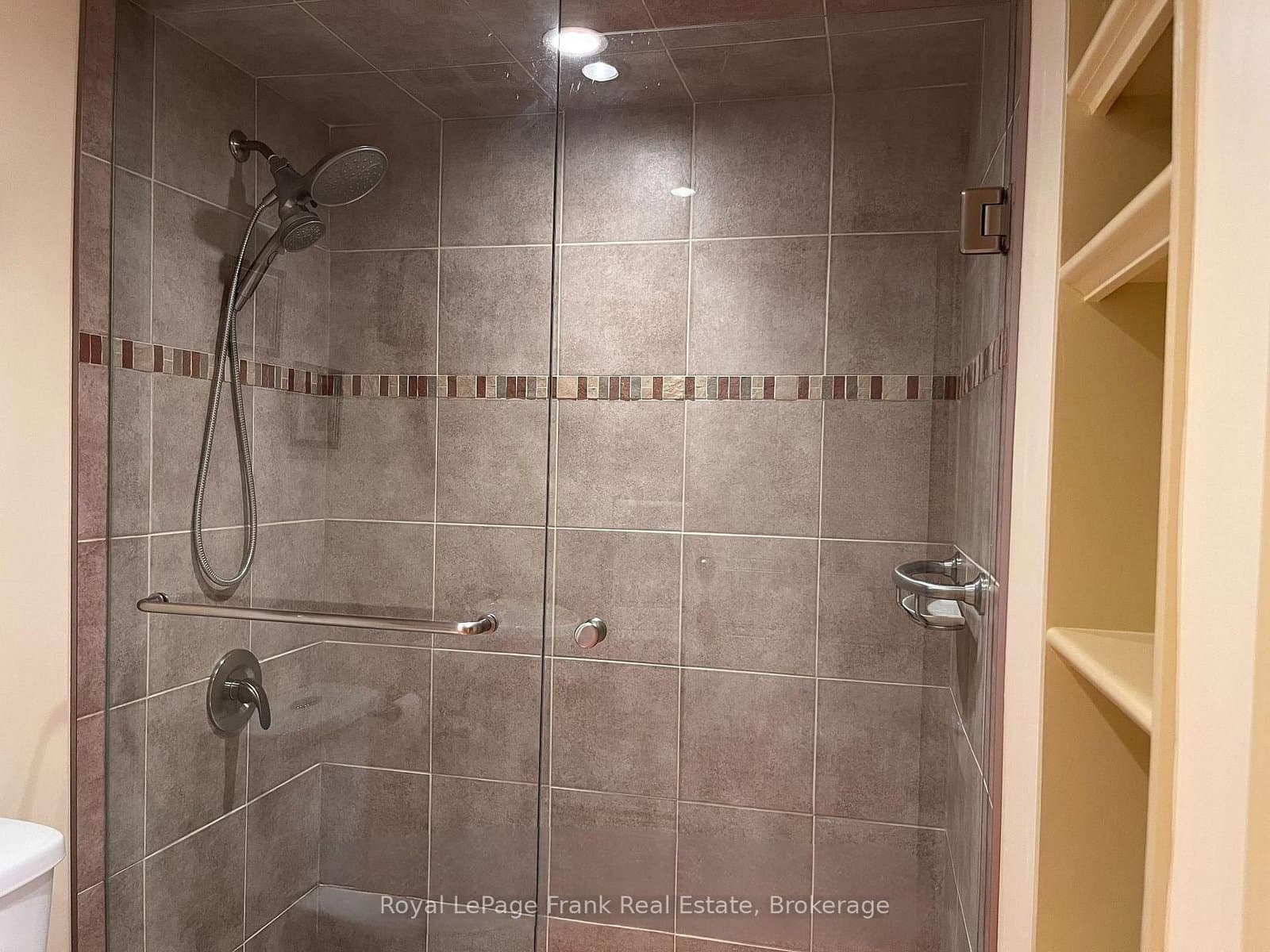 1110 Walden Circle, Unit 102 thumbnail 22