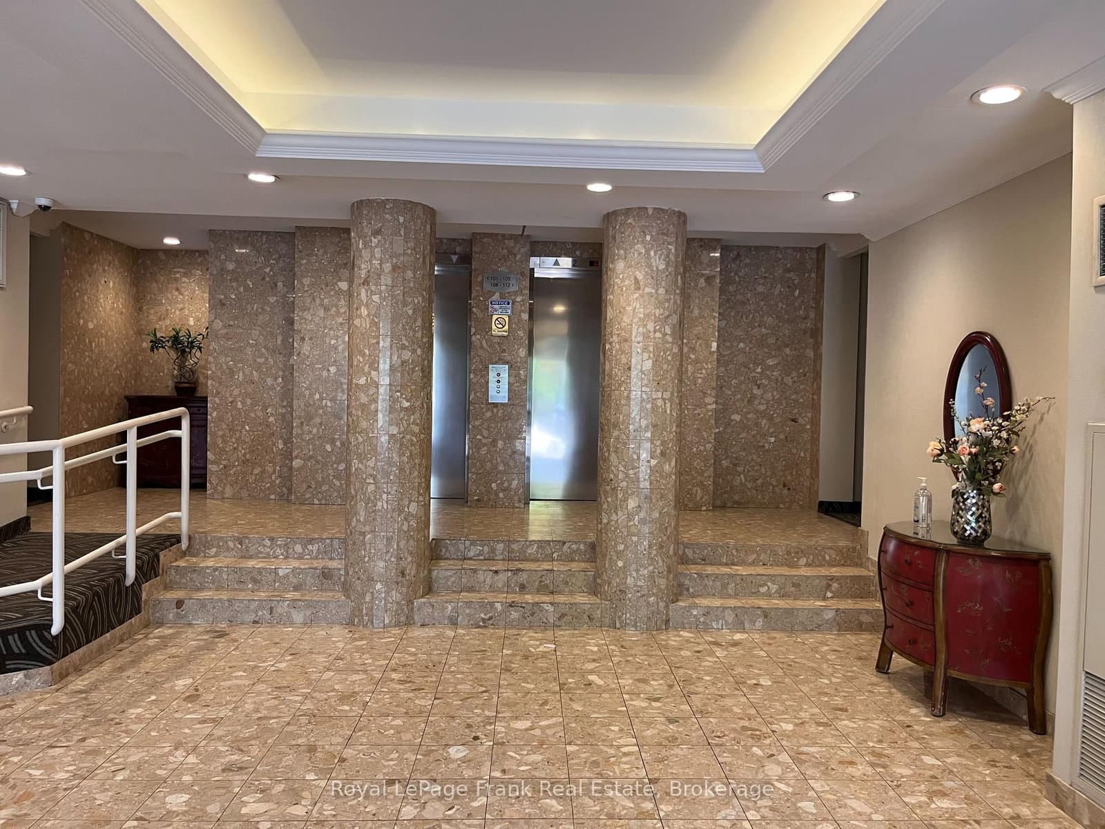 1110 Walden Circle, Unit 102 thumbnail 9