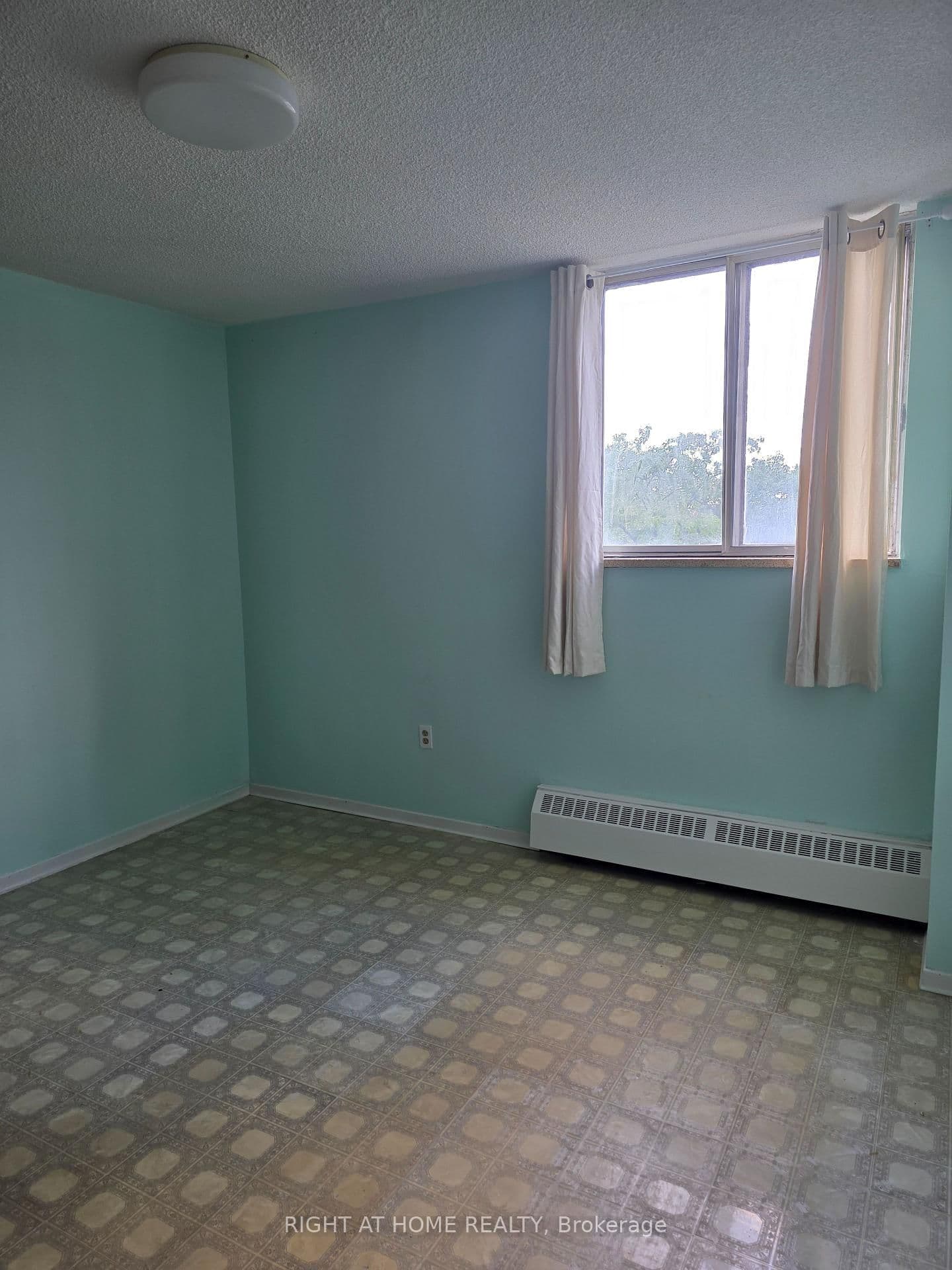 50 Lotherton Pathway, Unit 302 thumbnail 11