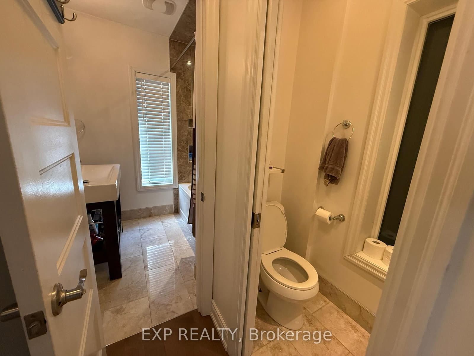 7 Lansdowne Avenue, Unit 2F and 3F thumbnail 19
