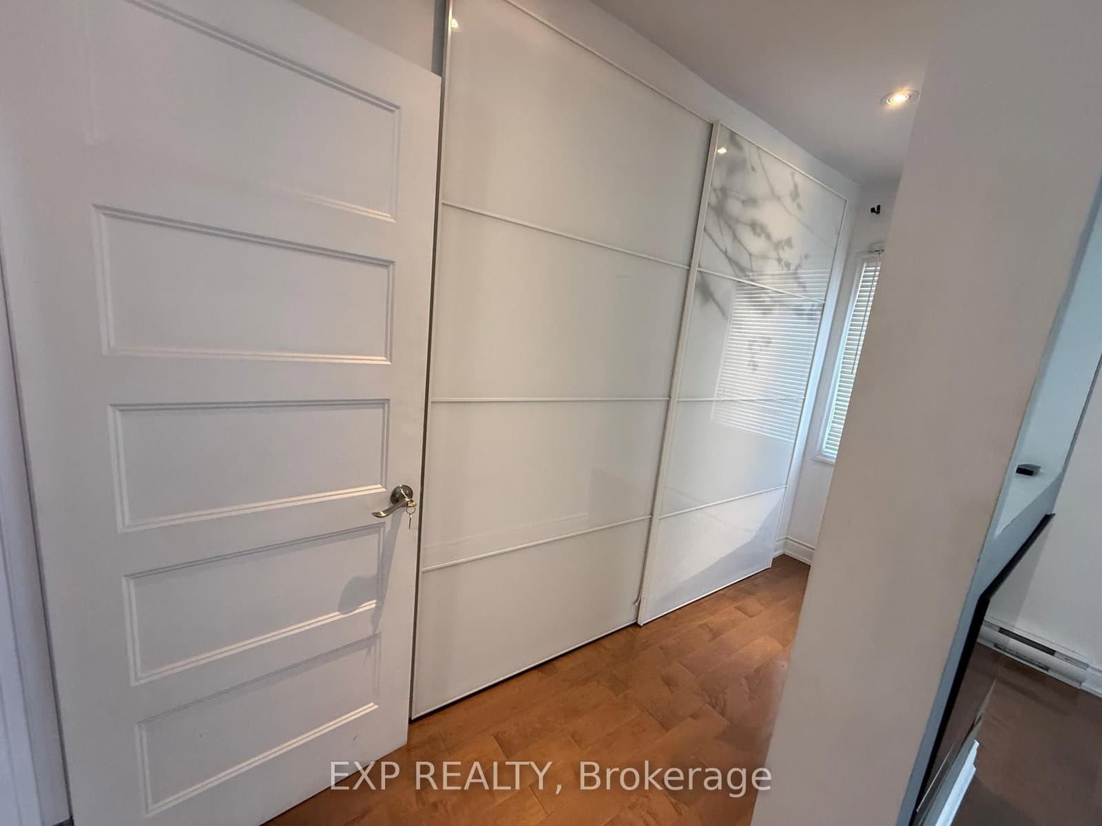 7 Lansdowne Avenue, Unit 2F and 3F thumbnail 6
