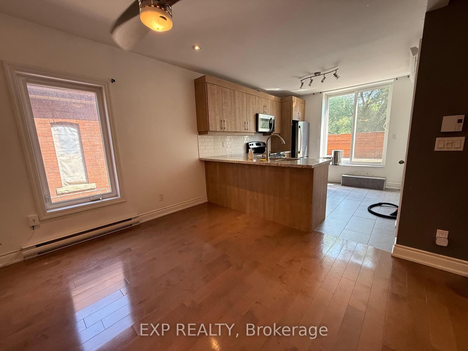 7 Lansdowne Avenue, Unit 2F and 3F thumbnail 8