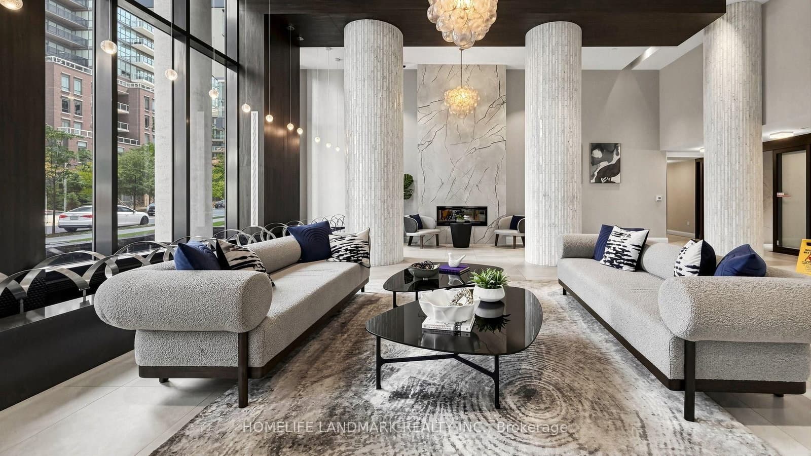 38 Annie Craig Drive, Unit 2702 thumbnail 3