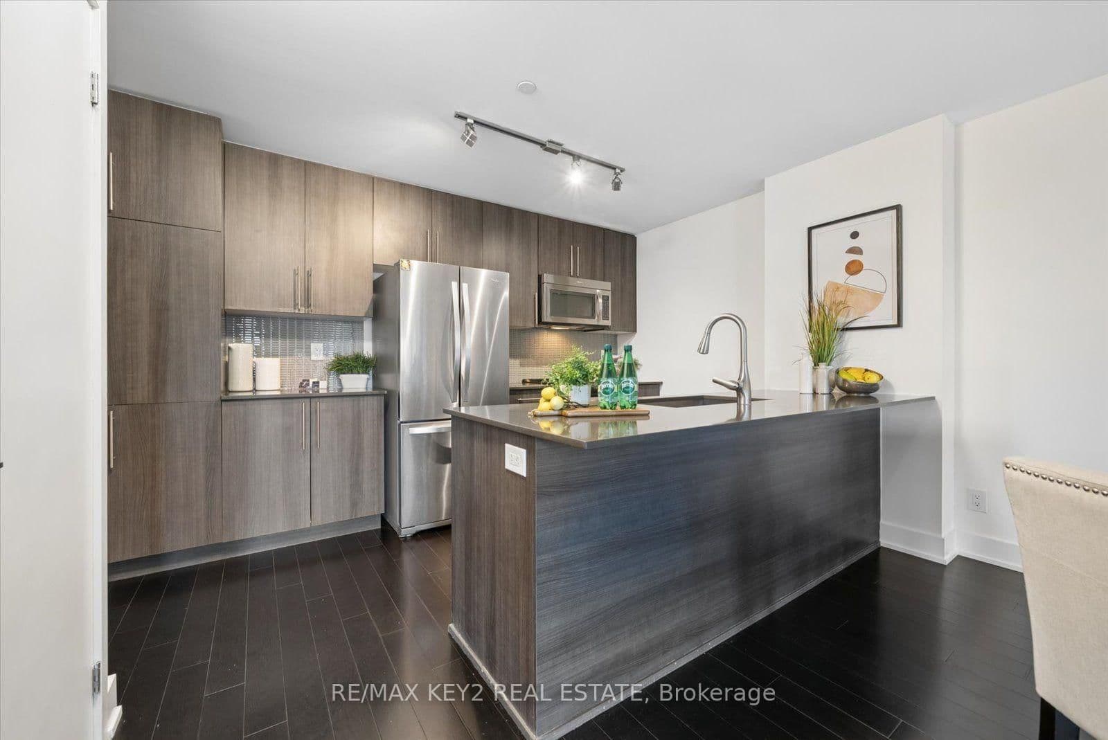 4011 Brickstone Mews, Unit TH6 thumbnail 11