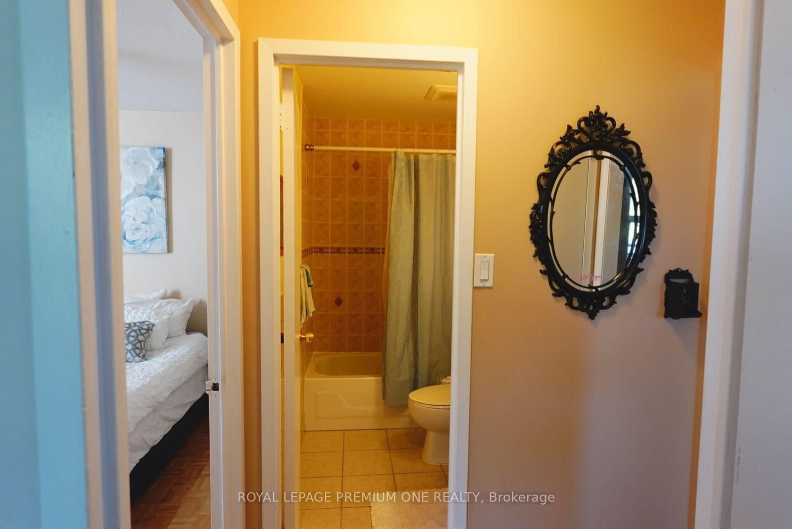 3065 QUEEN FREDERICA Drive, Unit 305 thumbnail 14