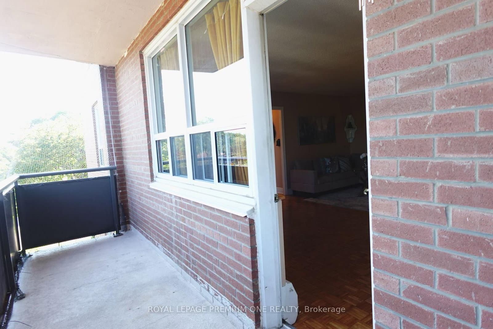 3065 QUEEN FREDERICA Drive, Unit 305 thumbnail 18