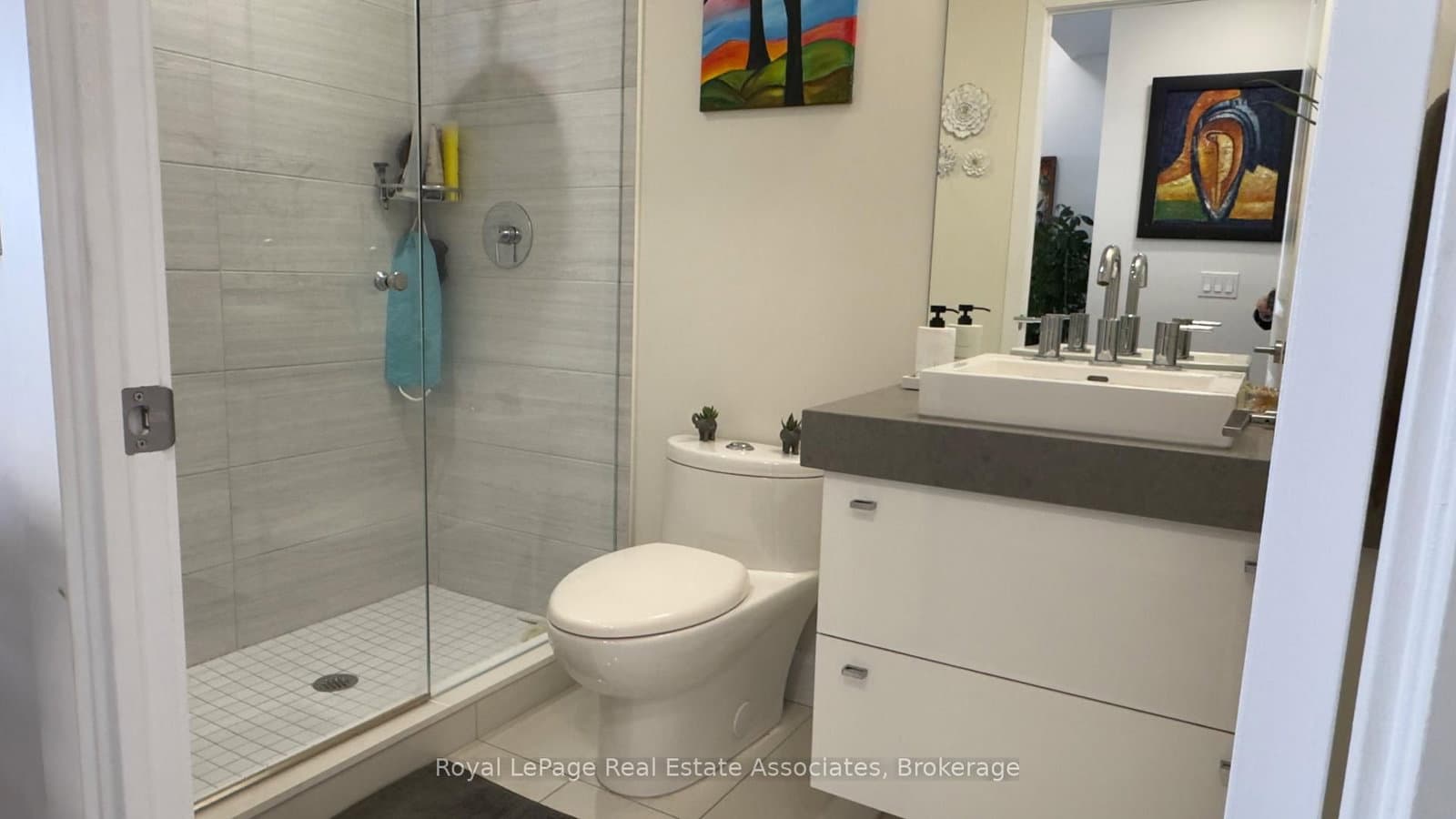 33 Shore Breeze Drive, Unit 3010 thumbnail 12