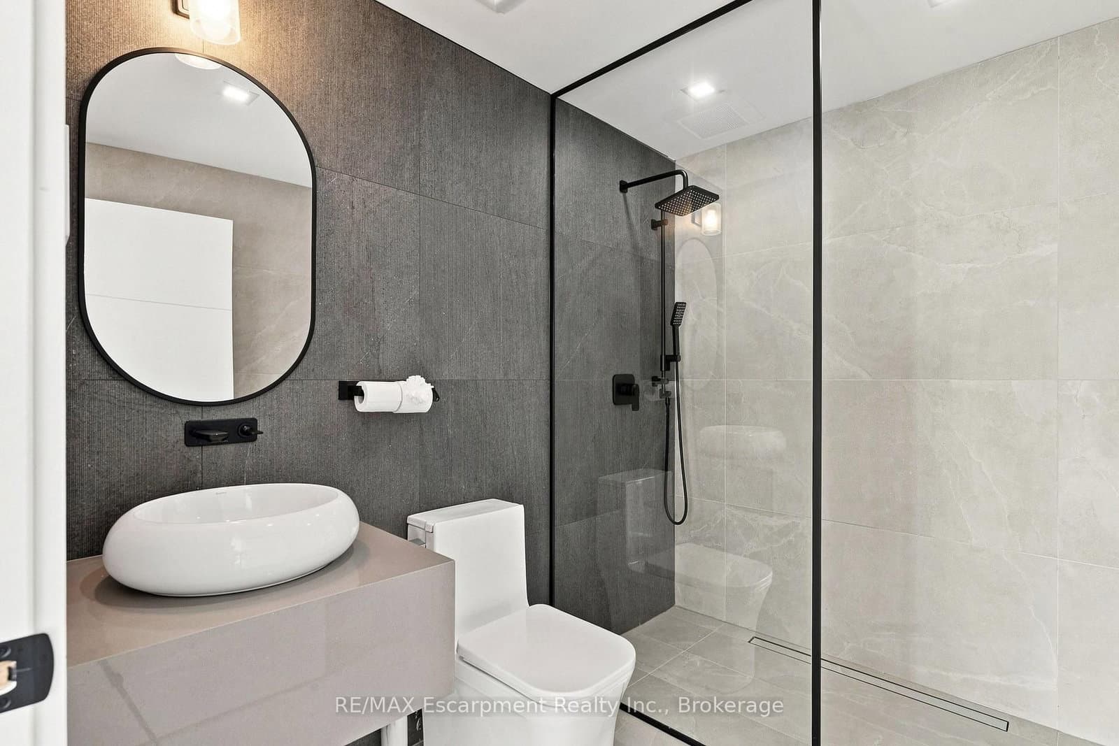 100 Appleby Place thumbnail 27
