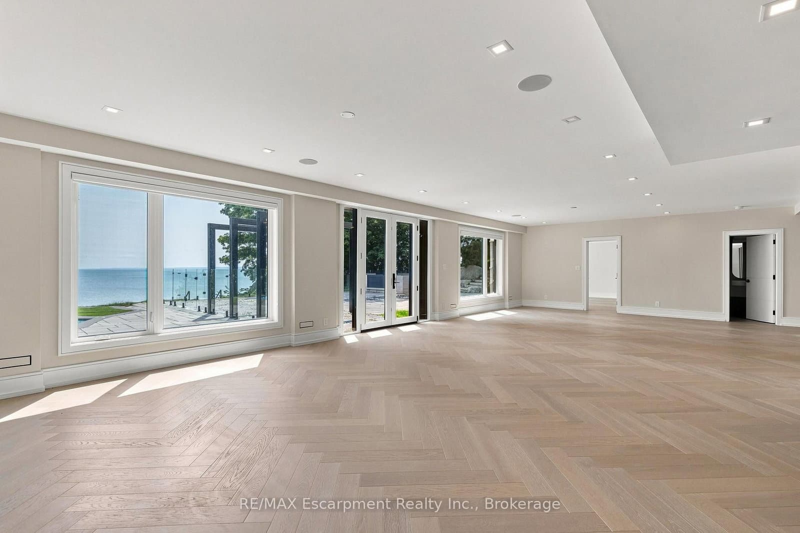 100 Appleby Place thumbnail 30