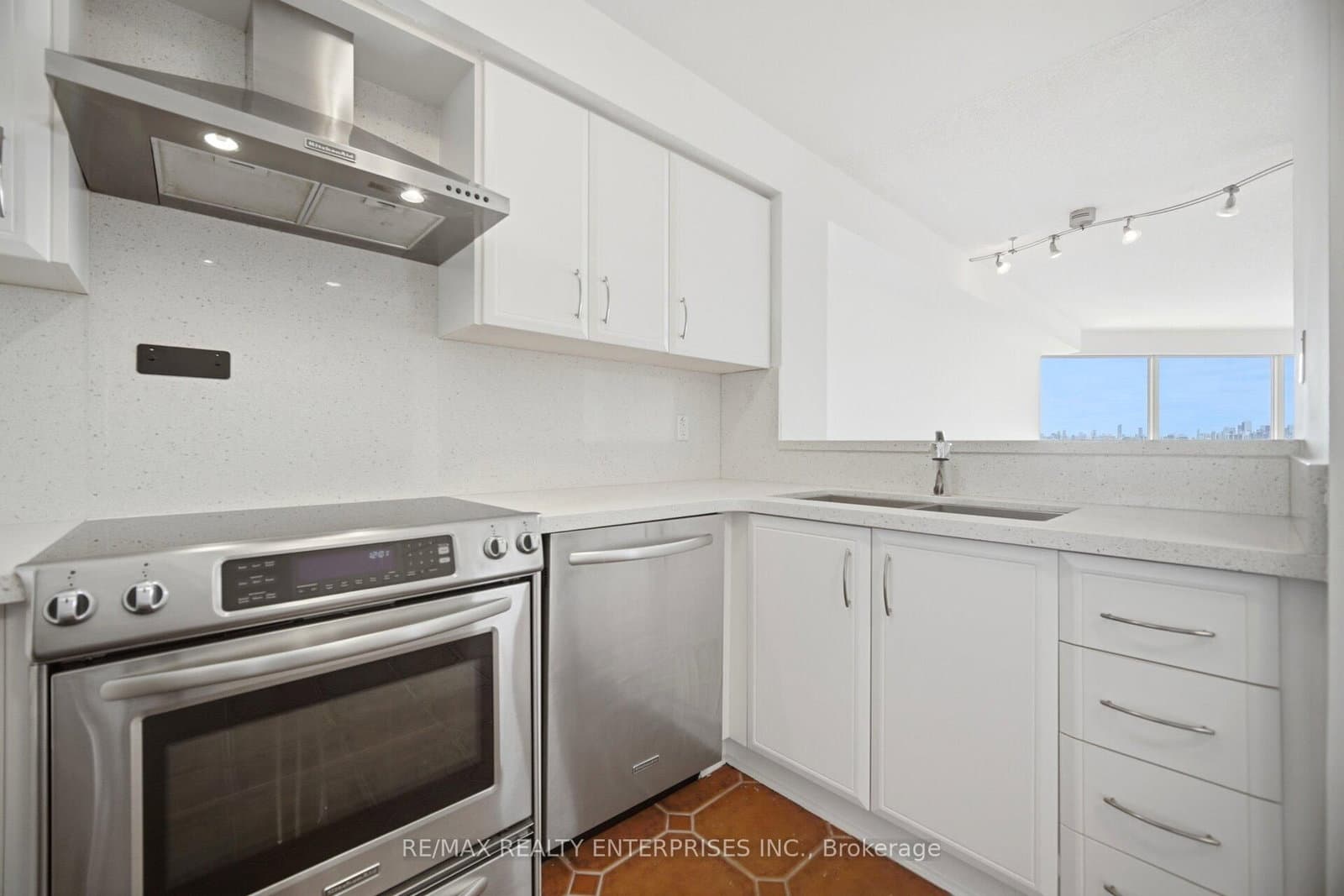 2261 Lake Shore Boulevard W, Unit 607 thumbnail 19