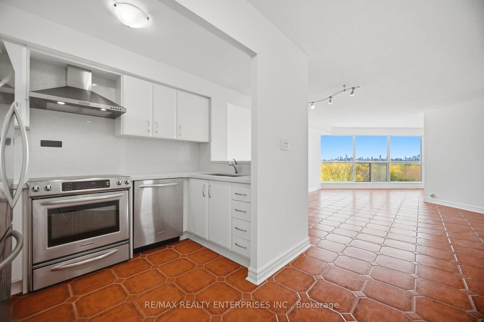 2261 Lake Shore Boulevard W, Unit 607 thumbnail 23