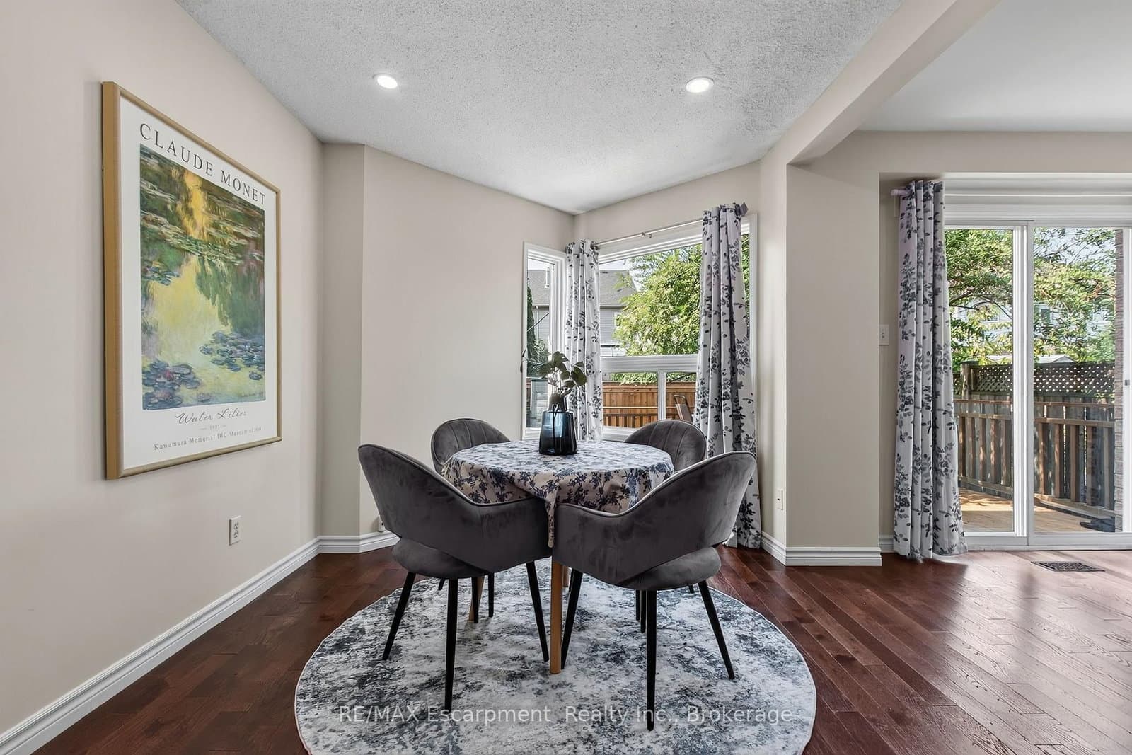 5143 Lampman Avenue thumbnail 10