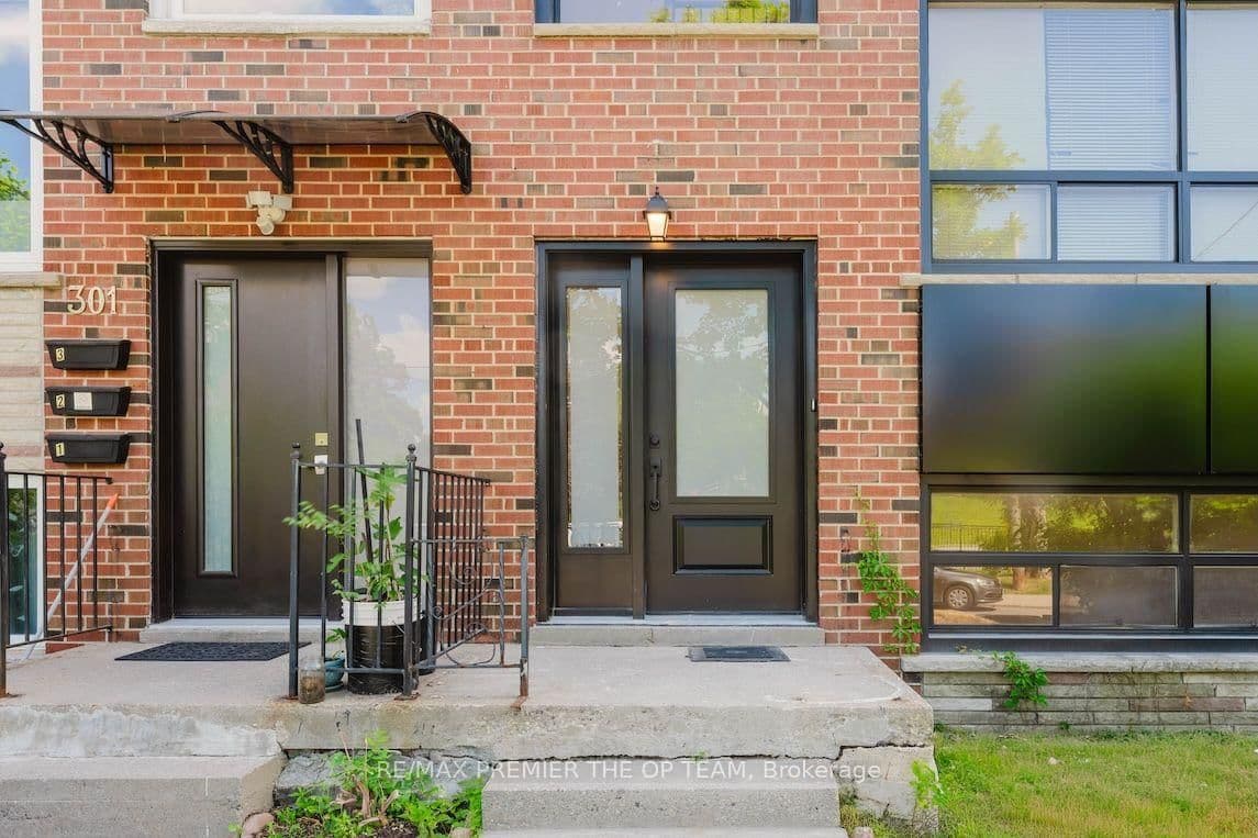 299 Quebec Avenue, Unit 1 thumbnail 2