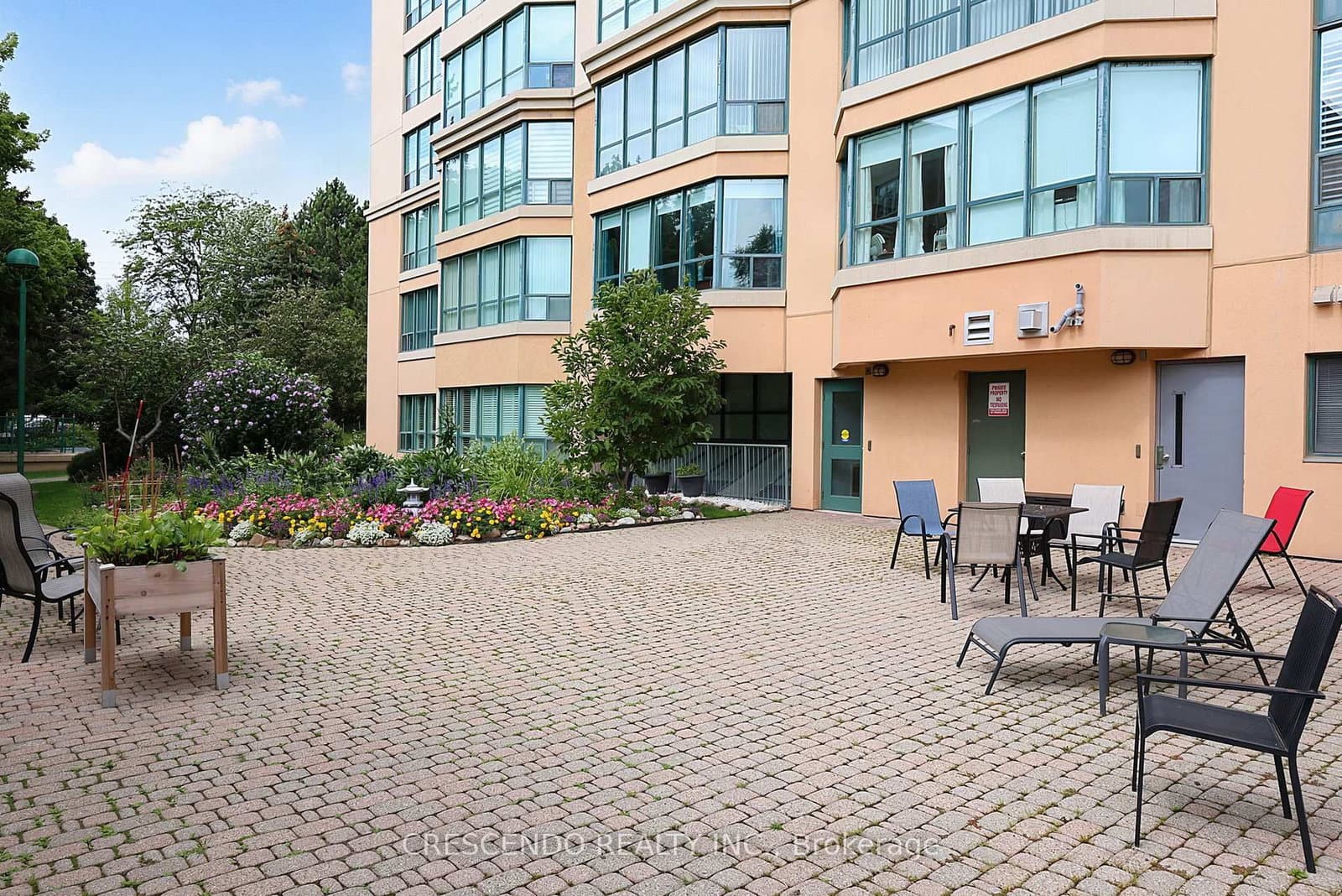 100 Millside Drive, Unit 201 thumbnail 3