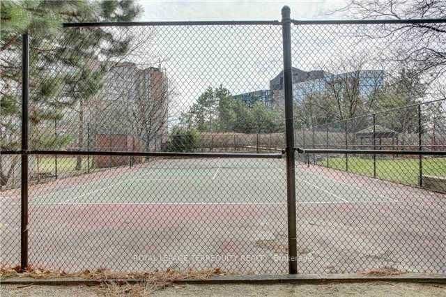 2091 Hurontario Street, Unit PH06 thumbnail 15