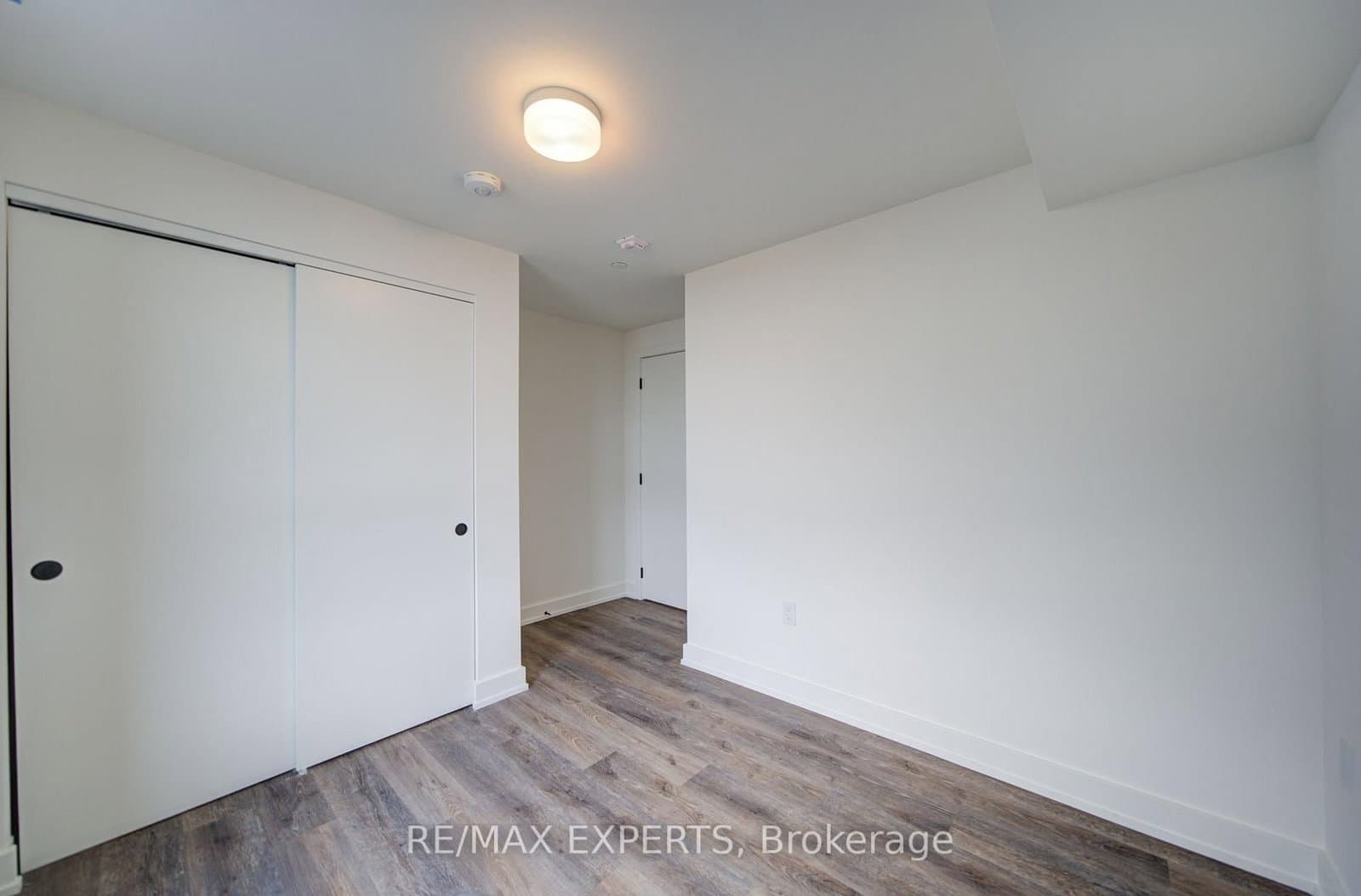 2475 Old Bronte Road, Unit 507 thumbnail 31