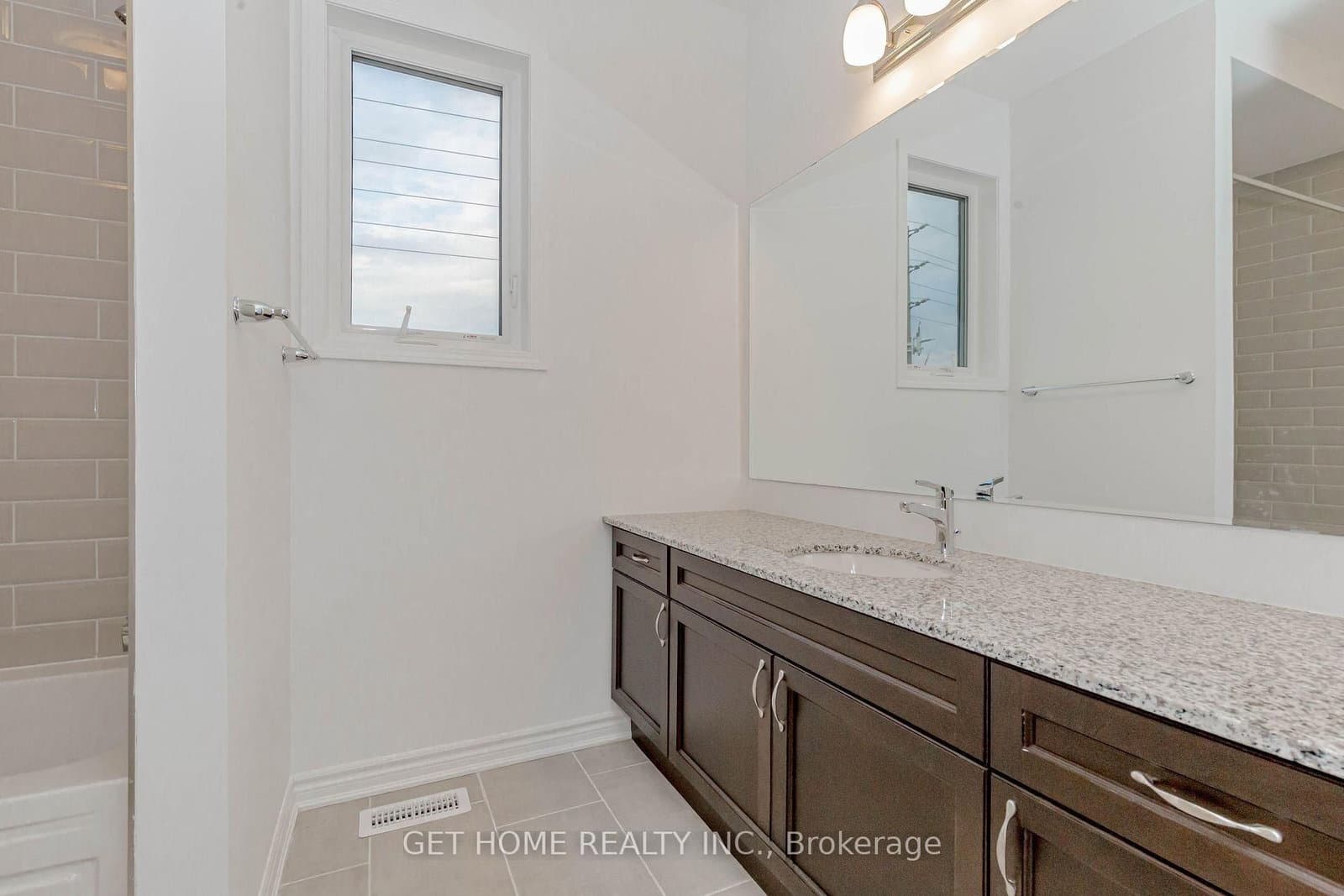 1856 Thames Circle thumbnail 23
