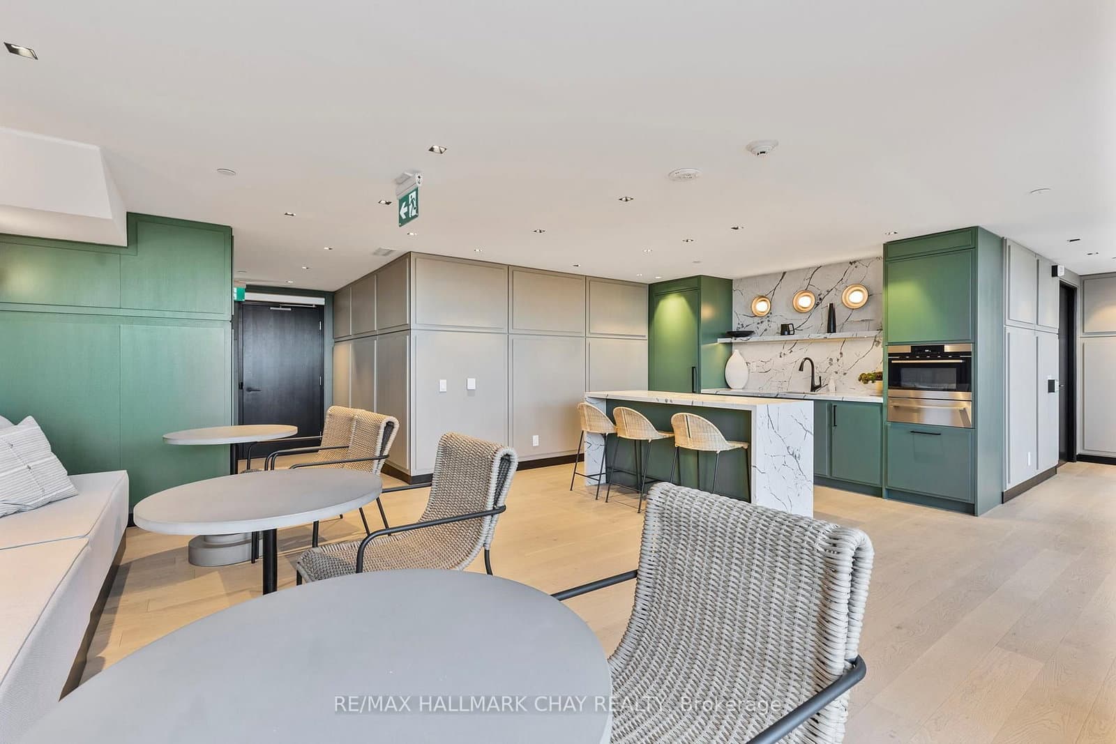 3200 William Coltson Avenue, Unit 901 thumbnail 16