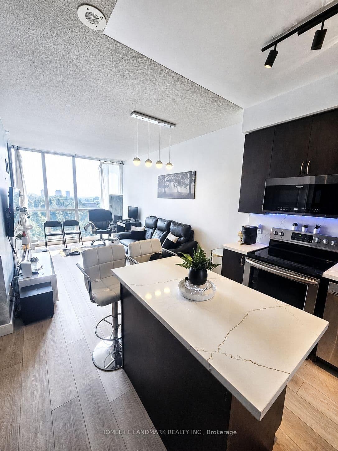 223 Webb Drive, Unit 607 thumbnail 2