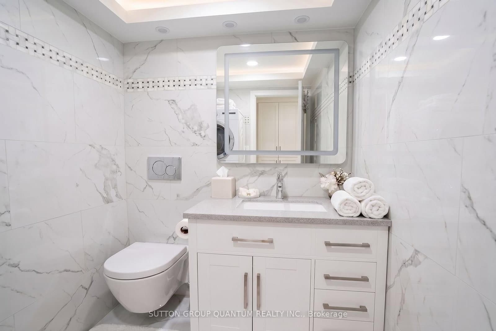 11 Wincott Drive, Unit 1810 thumbnail 15