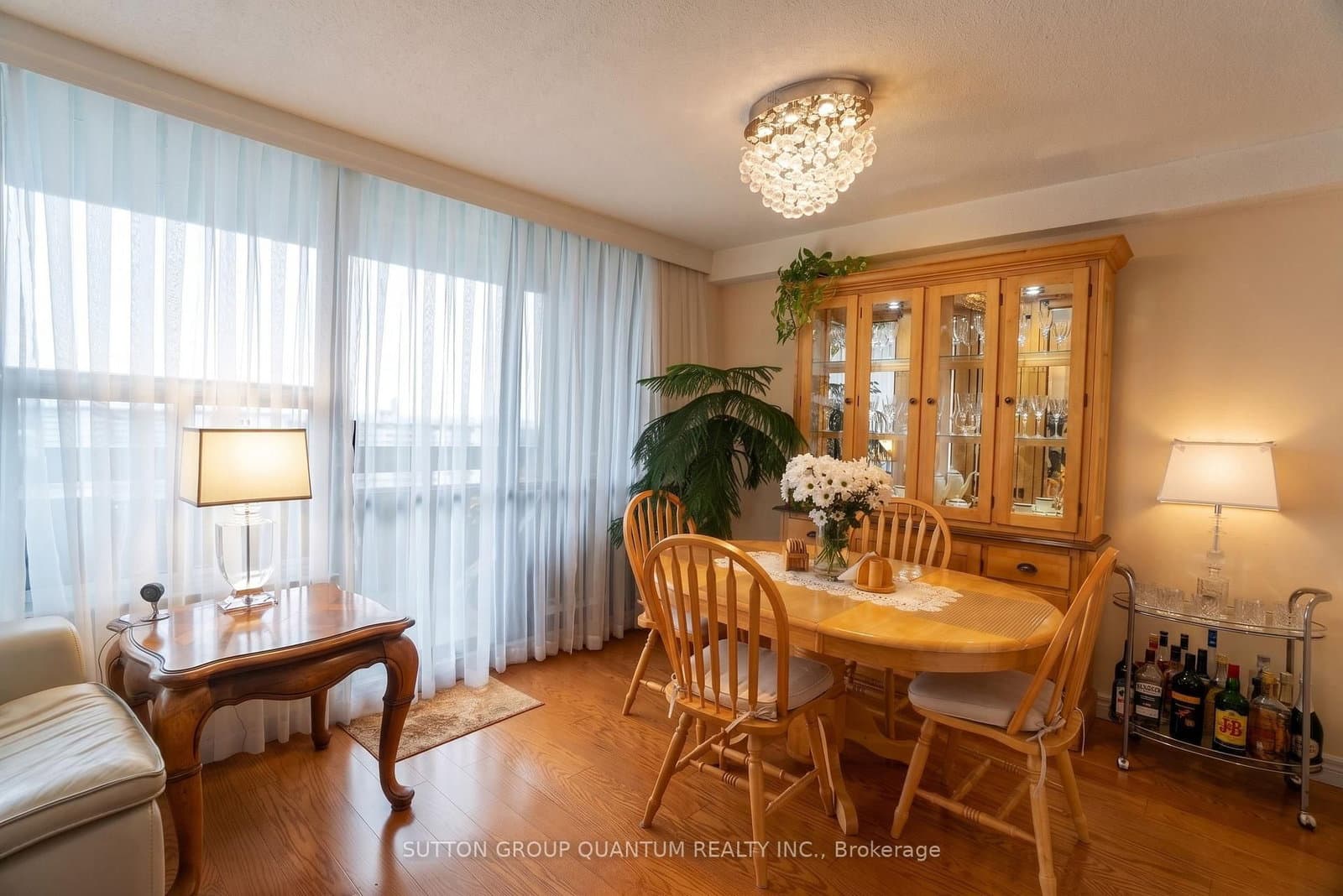 11 Wincott Drive, Unit 1810 thumbnail 8