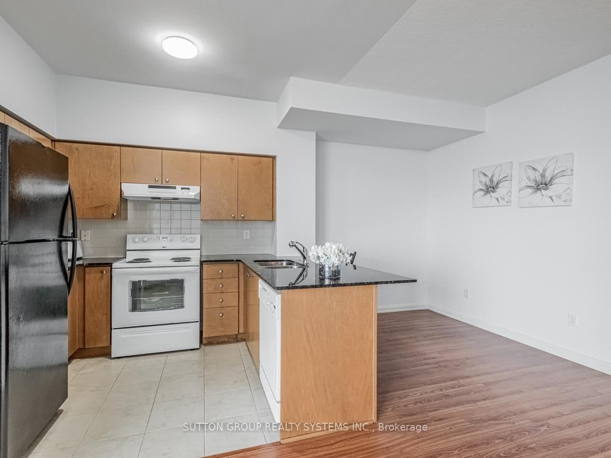 220 Forum Drive, Unit 913 thumbnail 11