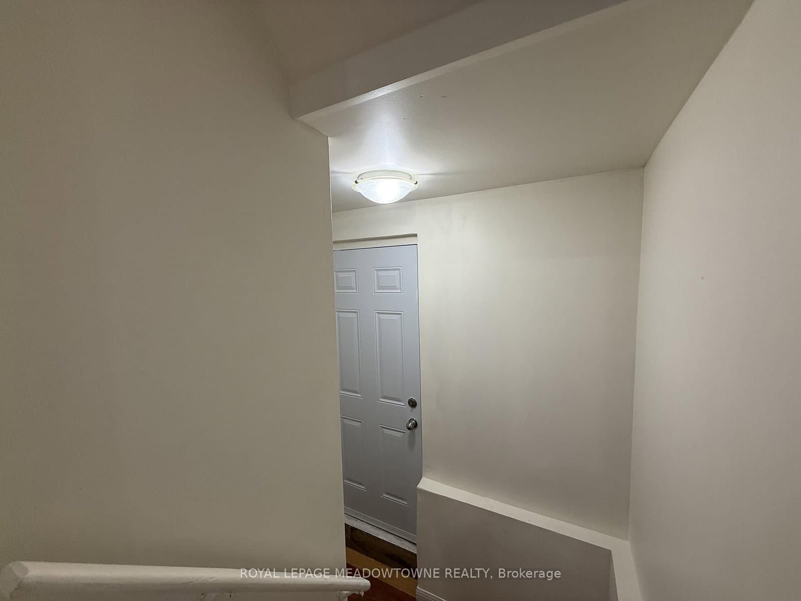 45 Bleasdale (Lower) Avenue thumbnail 2