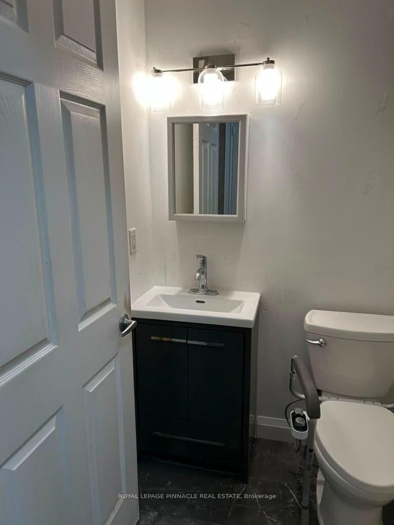 3880 Duke of York Boulevard, Unit 2801 thumbnail 9